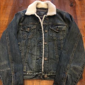 Abercrombie Jean Jacket with fuzzy collar